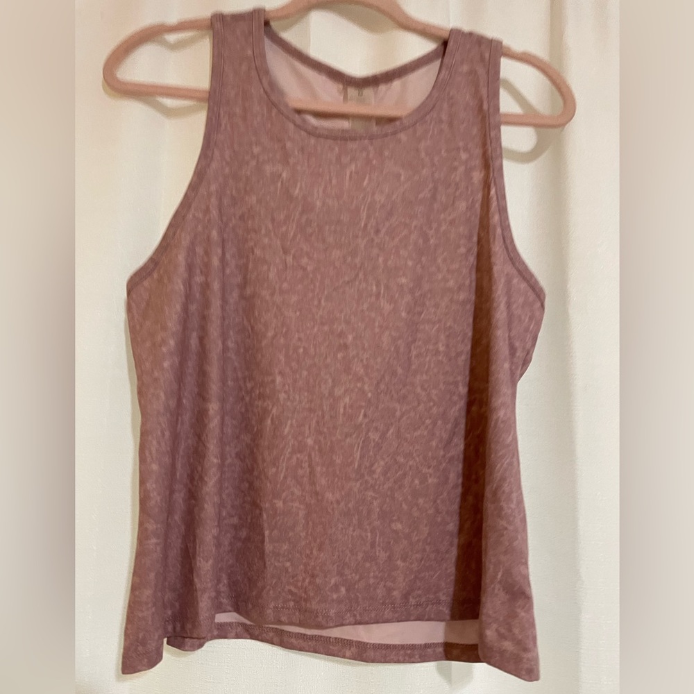 athletic tank